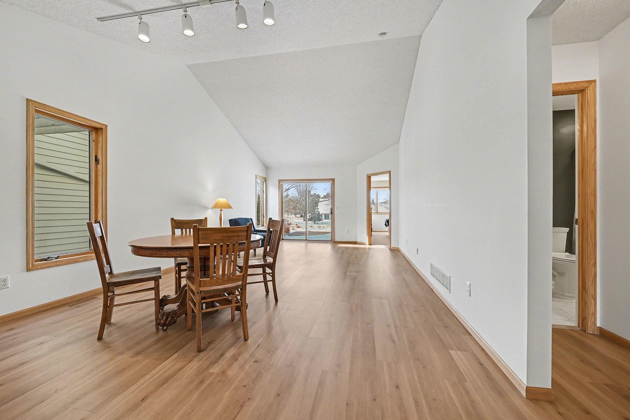 1112 Heywood Road Northfield, MN 55057 - Photo 10 of 27