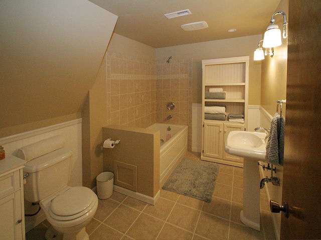 12117 North Ruby Road Spokane, WA 99218 - Photo 8 of 9