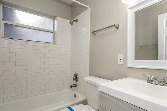 $1,690 | Undisclosed Address, Deltona, FL 32725