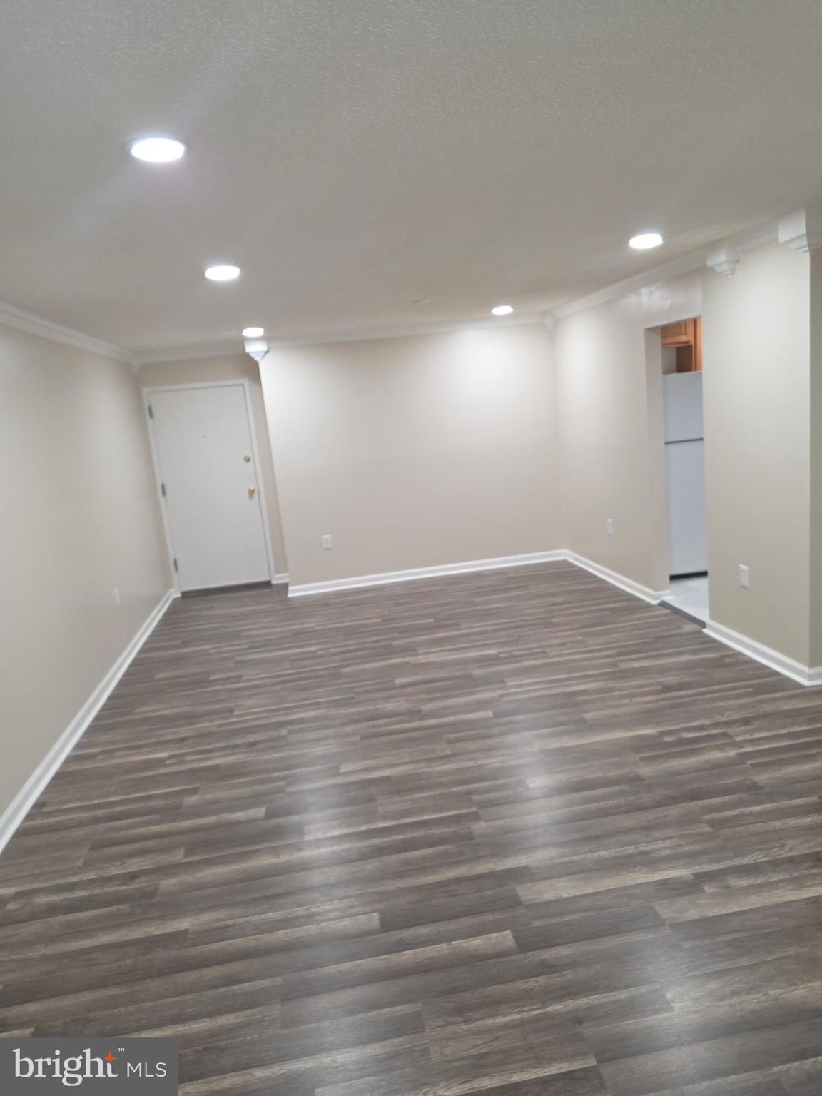 3805 Swann Road, Unit 102 Suitland, MD 20746 - Photo 8 of 8 living room