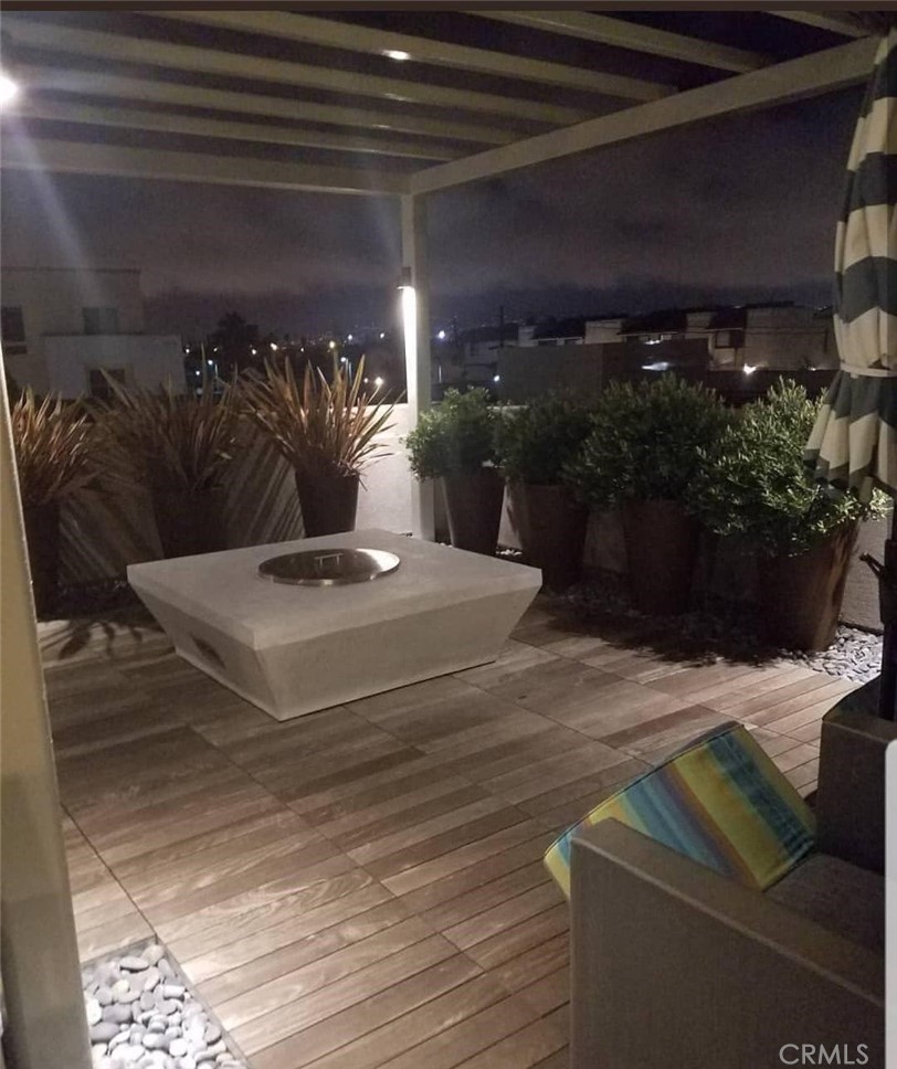 612 East Carson Street, Unit 202 Carson, CA 90745 - Photo 10 of 24 a view of outdoor space