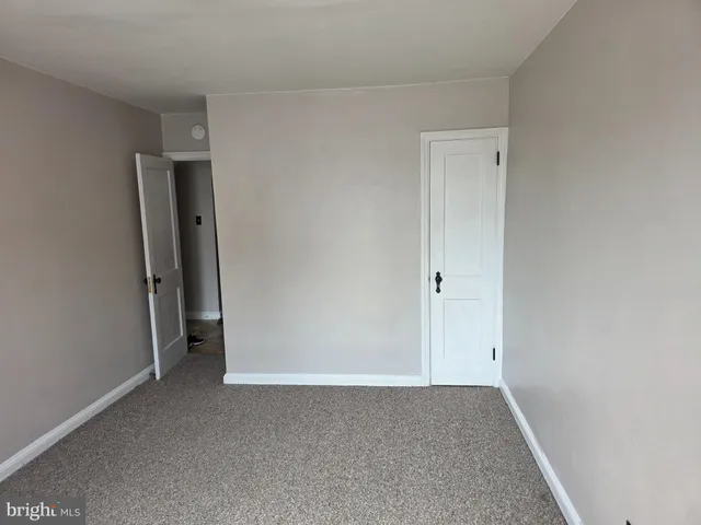 $1,250 | 854 Windermere Avenue, Drexel Hill, PA 19026