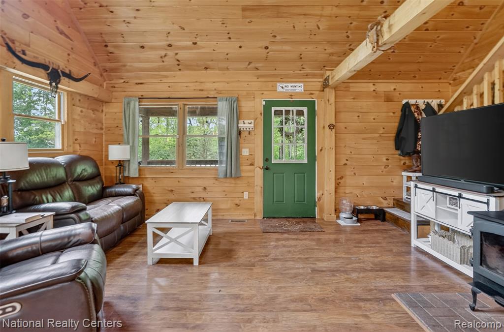 7782 Golf Club Road Howell, MI 48843 - Photo 9 of 27