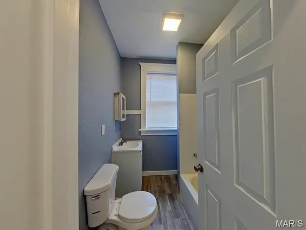 $270,000 | 6000-6002 Etzel Avenue, St. Louis, MO 63112