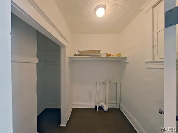 $270,000 | 6000-6002 Etzel Avenue, St. Louis, MO 63112