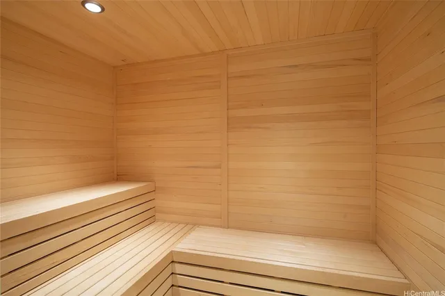 $4,700 | 1001 Queen Street, Unit 2915, Honolulu, HI 96814