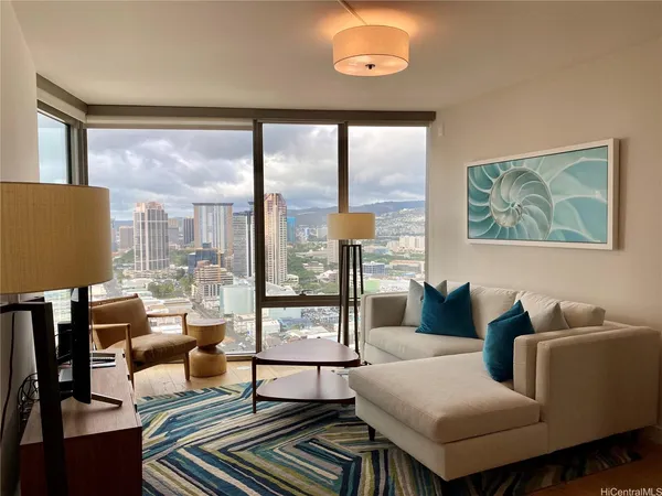 $4,500 | 1001 Queen Street, Unit 2915, Honolulu, HI 96814