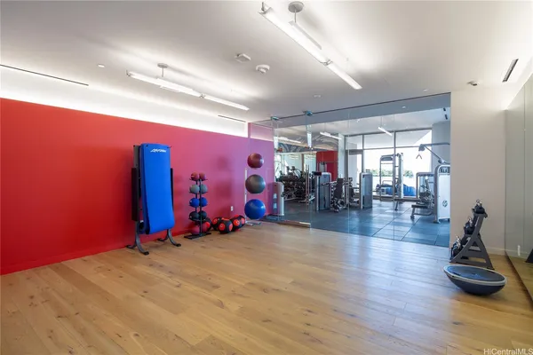 $4,500 | 1001 Queen Street, Unit 2915, Honolulu, HI 96814