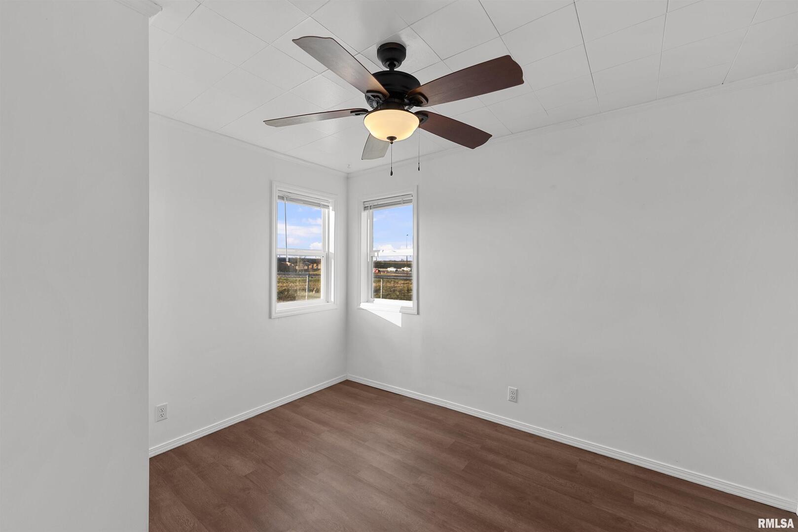 3221 66th Avenue Moline, IL 61265 - Photo 13 of 20