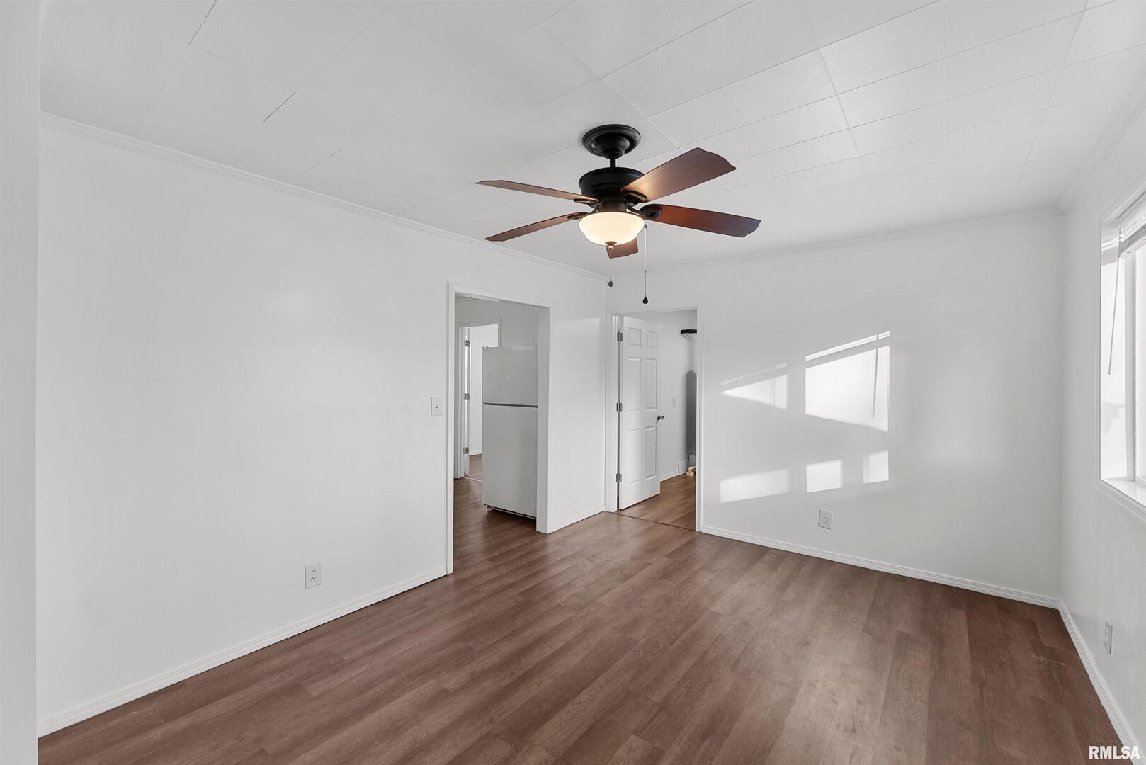 3221 66th Avenue Moline, IL 61265 - Photo 5 of 20