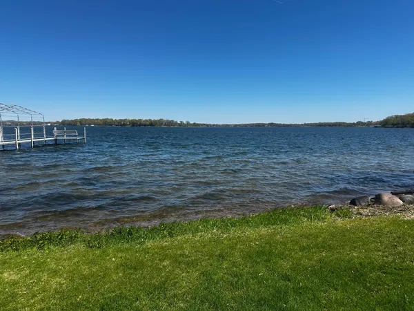 $1,200,000 | 2178 Shadywood Road, Wayzata, MN 55391