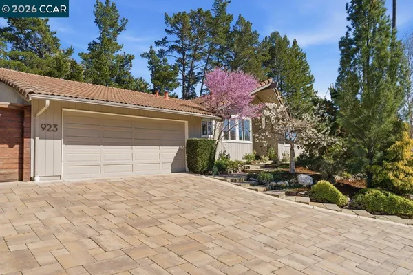$1,875,000 | 923 Camino Ricardo, Moraga, CA 94556