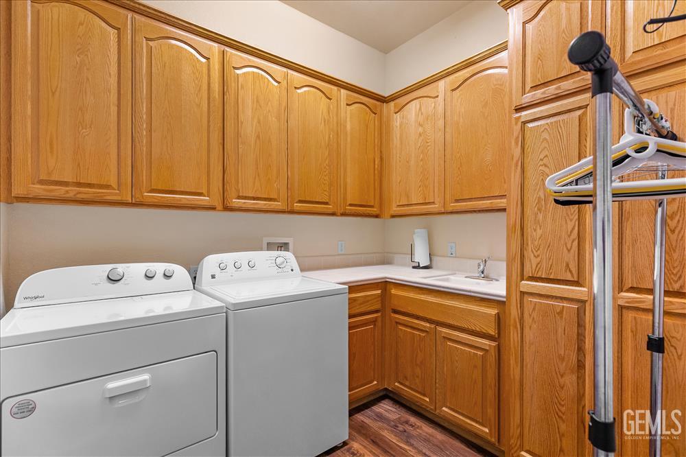 Undisclosed Address Tehachapi, CA 93561 - Photo 23 of 62 a utility room with dryer and washer