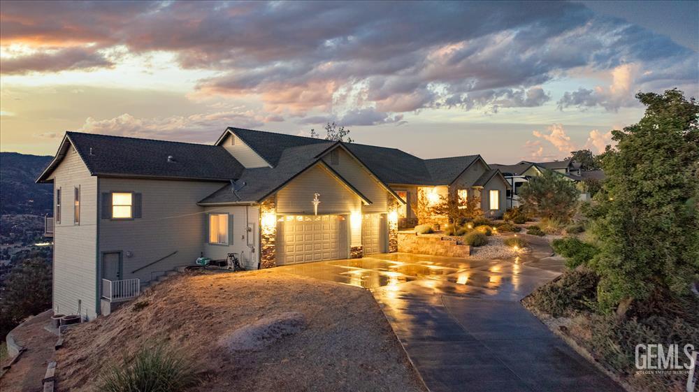 Undisclosed Address Tehachapi, CA 93561 - Photo 58 of 62 a view of house with yard and entertaining space
