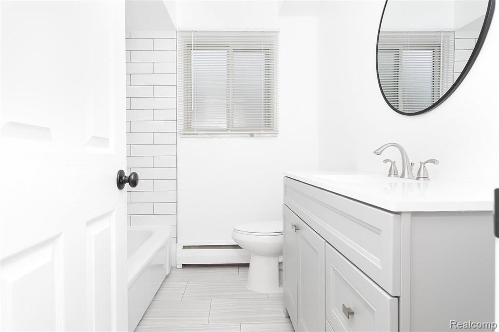 3350 Greenfield Road, Unit 17 Royal Oak, MI 48073 - Photo 14 of 19