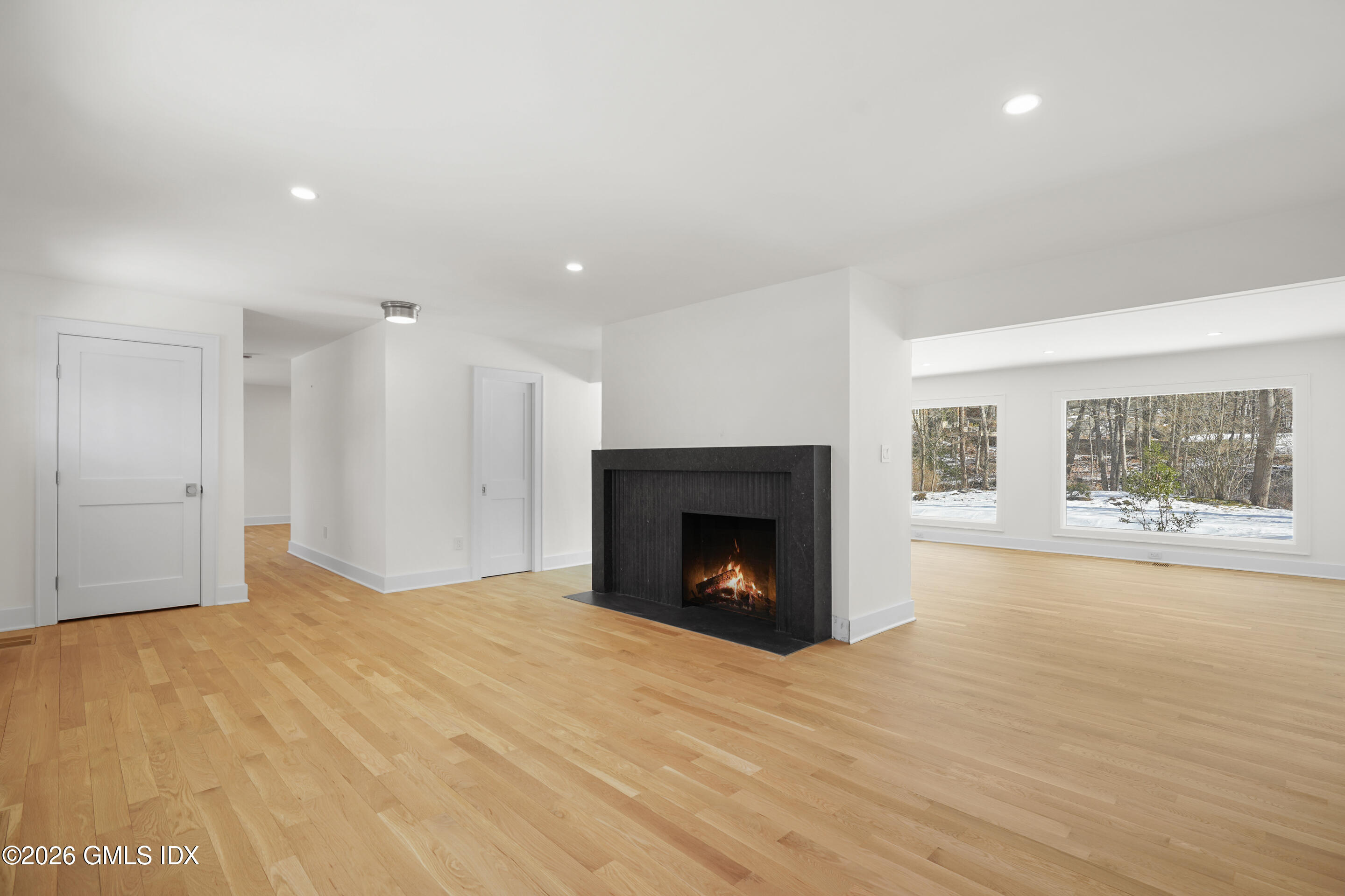 403 Stanwich Road Greenwich, CT 06830 - Photo 11 of 32 Den 2