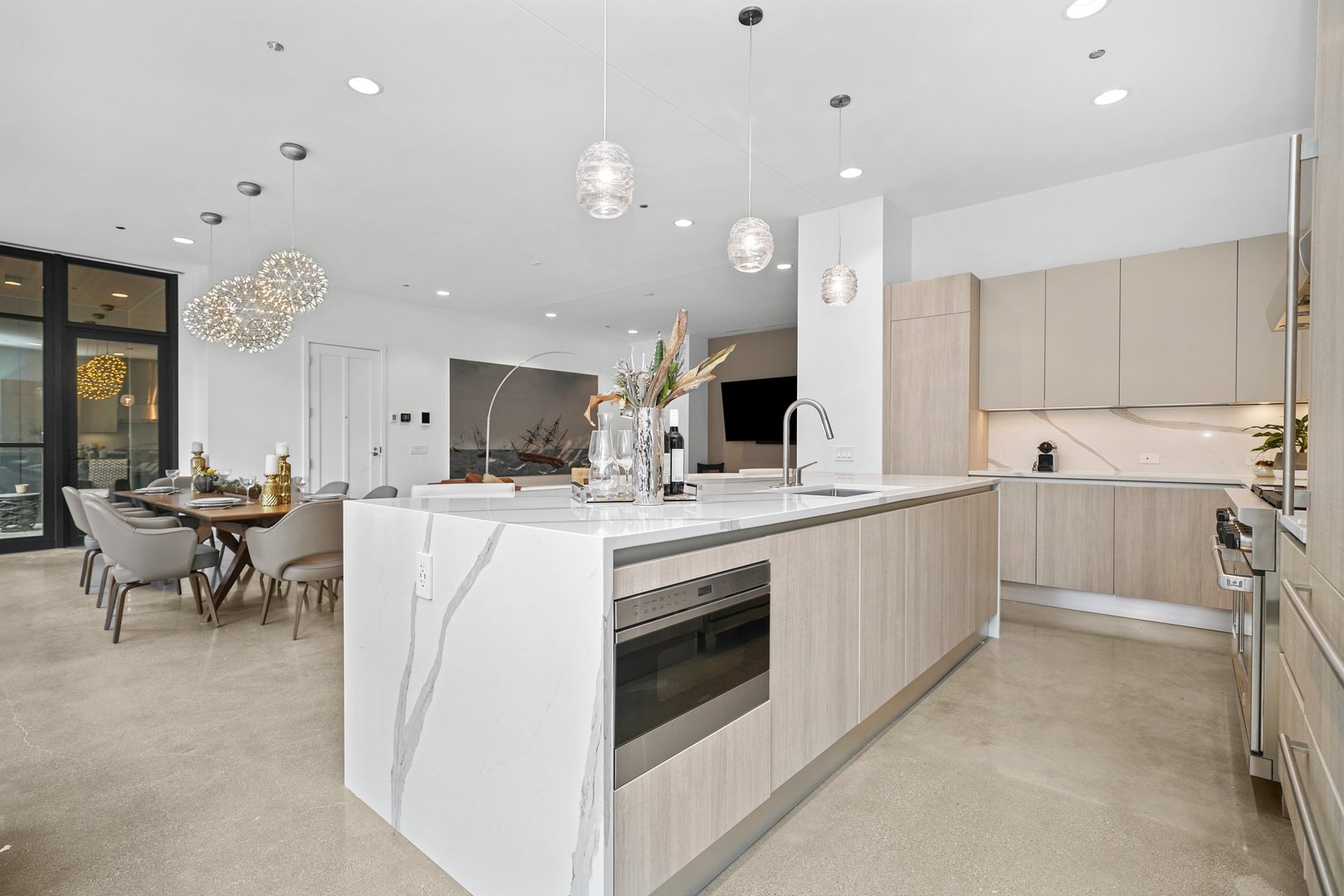 900 West Washington Boulevard, Unit 202 Chicago, IL 60607 - Photo 5 of 40