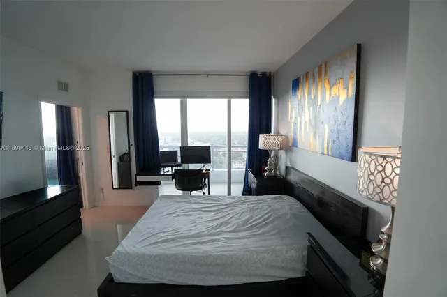 $2,950 | Brickell, Miami, FL 33130
