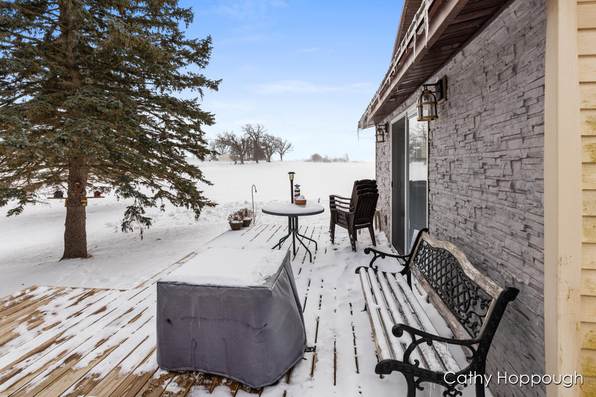 2913 Olmstead Road Muir, MI 48860 - Photo 17 of 24 IMG_1016
