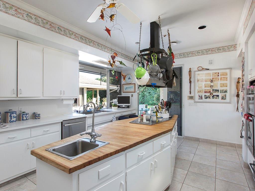890 Reef Road Vero Beach, FL 32963 - Photo 9 of 35 Gallery Image 9