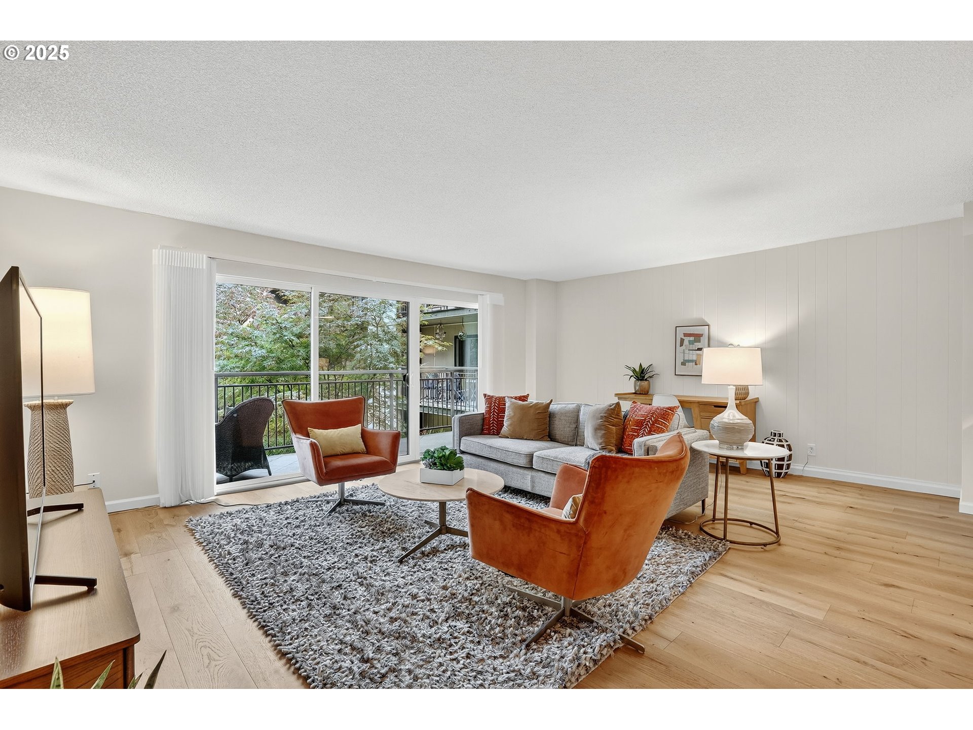 2393 Southwest Park Place, Unit 210 Portland, OR 97205 - Photo 9 of 44