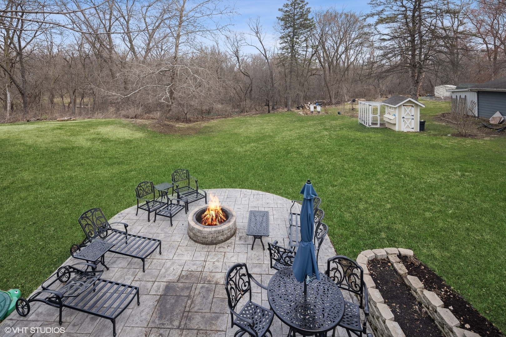 607 Pine Street Batavia, IL 60510 - Photo 34 of 39 a view of an house with backyard and sitting area