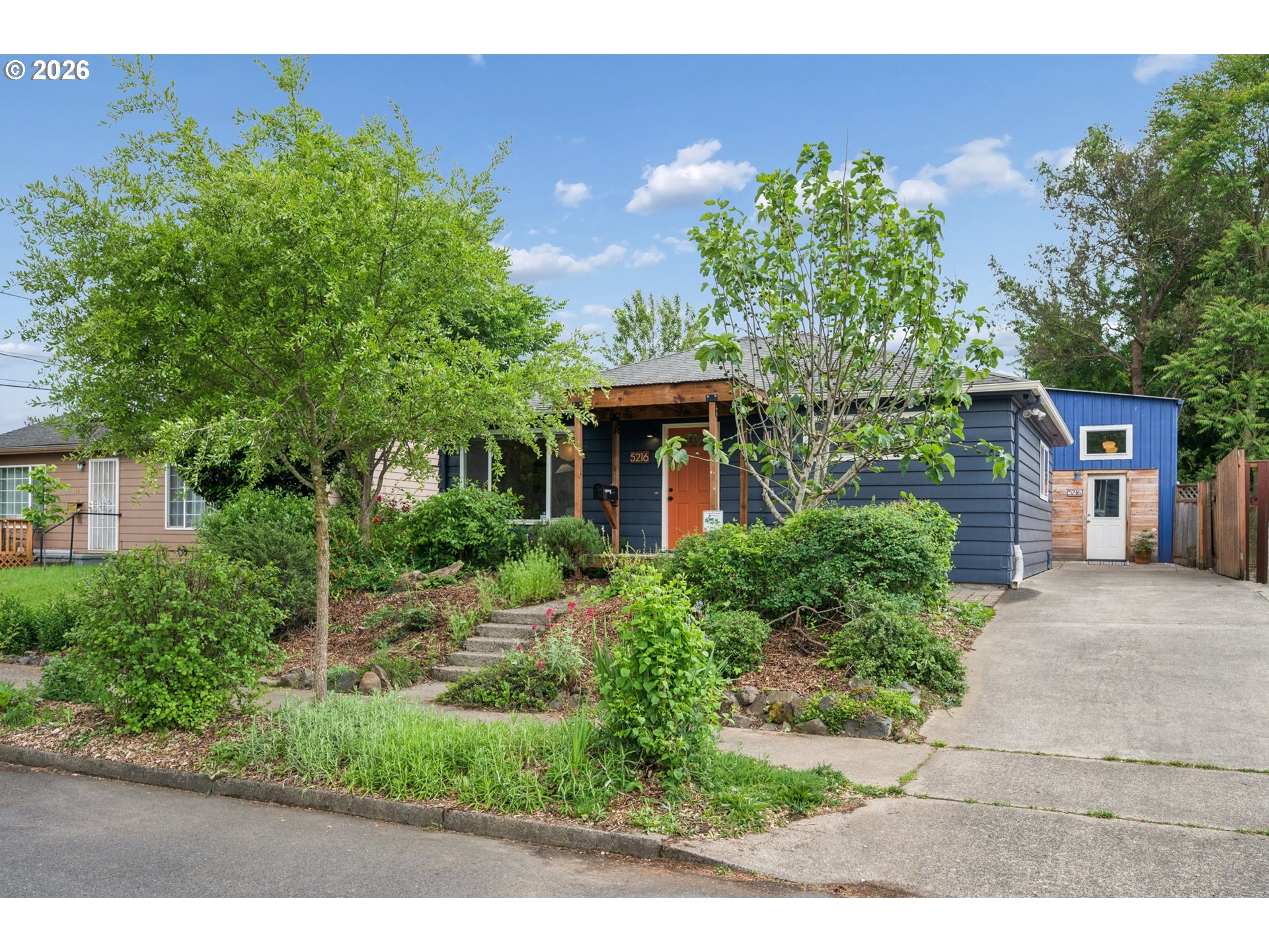 5216 North Fessenden Street Portland, OR 97203 - Photo 2 of 44