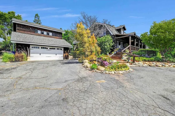$1,095,000 | 3127 Alta Vista Drive, Fallbrook, CA 92028