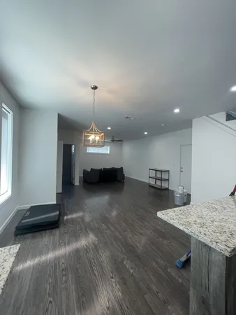 $1,950 | 160 Pope Bend South, Unit C, Cedar Creek, TX 78612