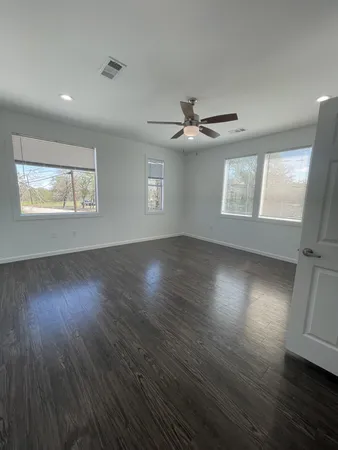 $1,950 | 160 Pope Bend South, Unit C, Cedar Creek, TX 78612