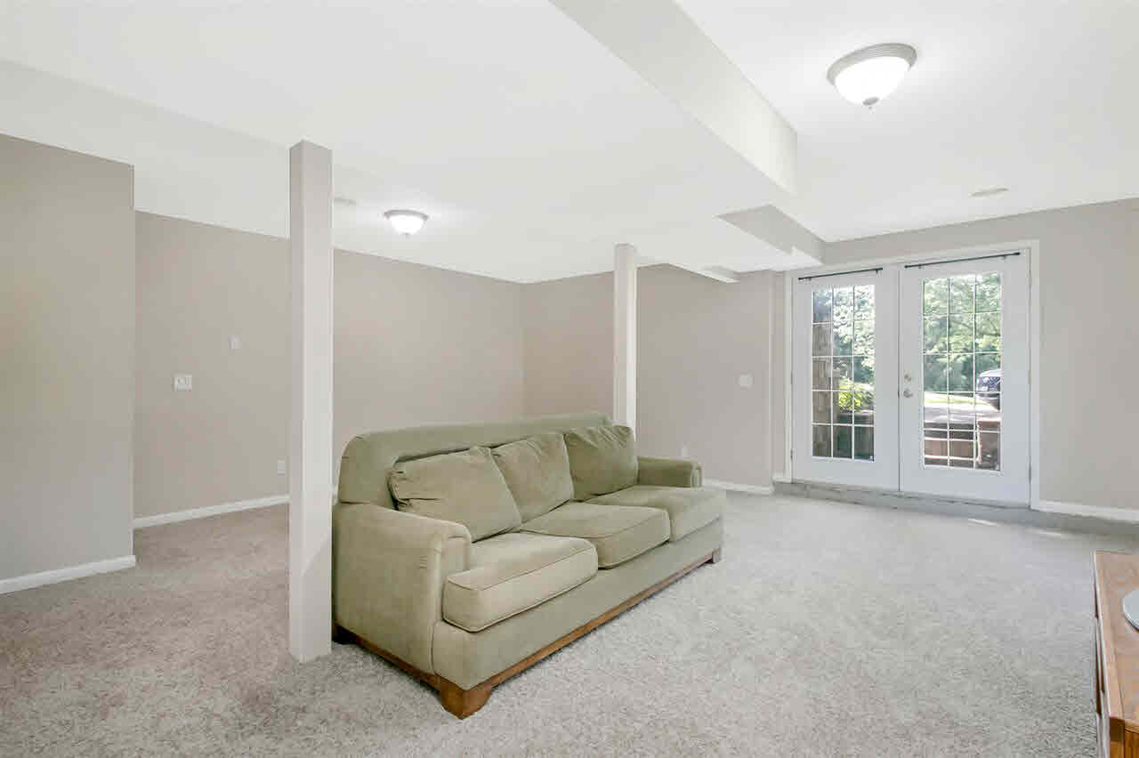 212 South Cadda Road Long Grove, IA 52756 - Photo 11 of 24 Gallery Image 11