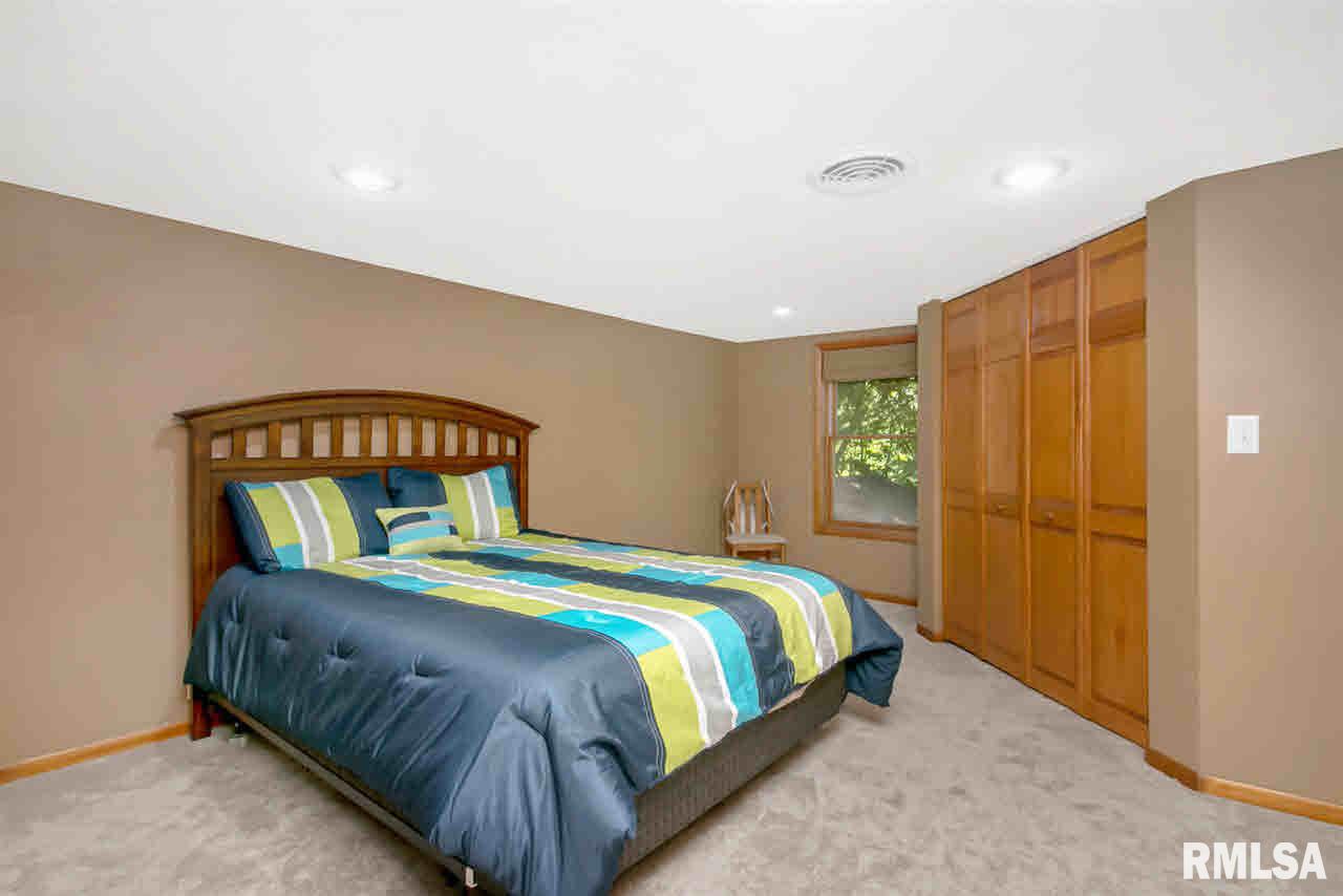 212 South Cadda Road Long Grove, IA 52756 - Photo 12 of 24 Gallery Image 12