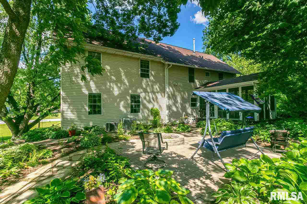 212 South Cadda Road Long Grove, IA 52756 - Photo 21 of 24 Gallery Image 21