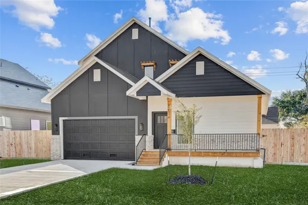 $2,650 | 10514 Ashville Drive, Houston, TX 77051