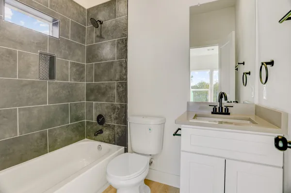 $2,650 | 10514 Ashville Drive, Houston, TX 77051