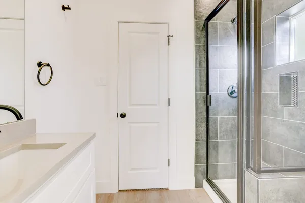 $2,650 | 10514 Ashville Drive, Houston, TX 77051