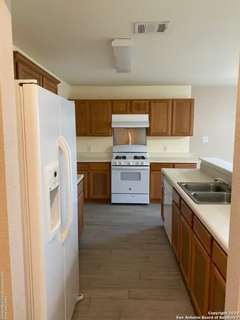 $1,895 | 8506 Sea Rim Drive, Converse, TX 78109