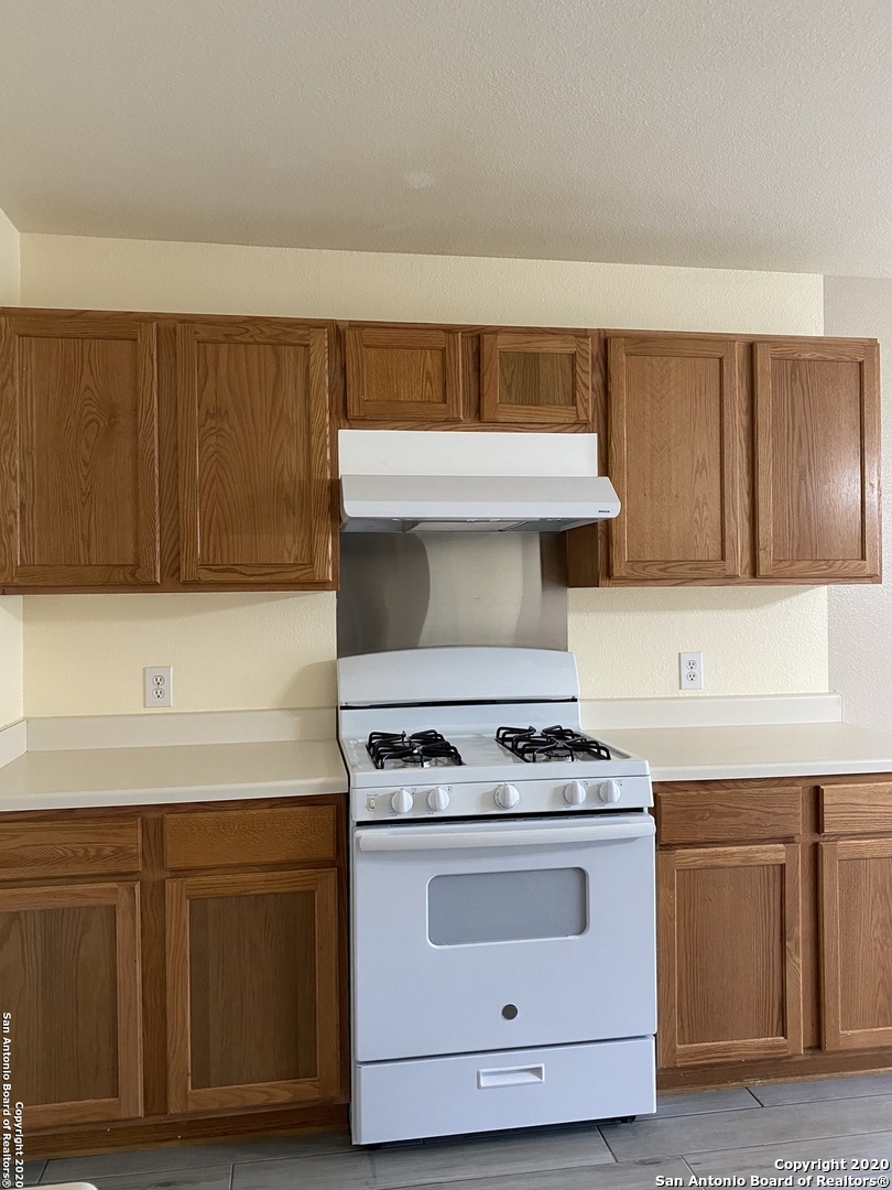 8506 Sea Rim Drive Converse, TX 78109 - Photo 16 of 29