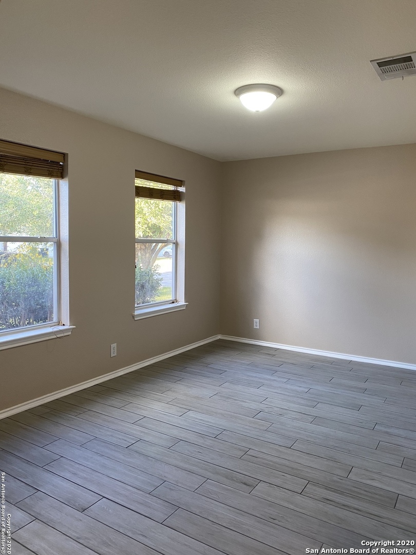 8506 Sea Rim Drive Converse, TX 78109 - Photo 7 of 29