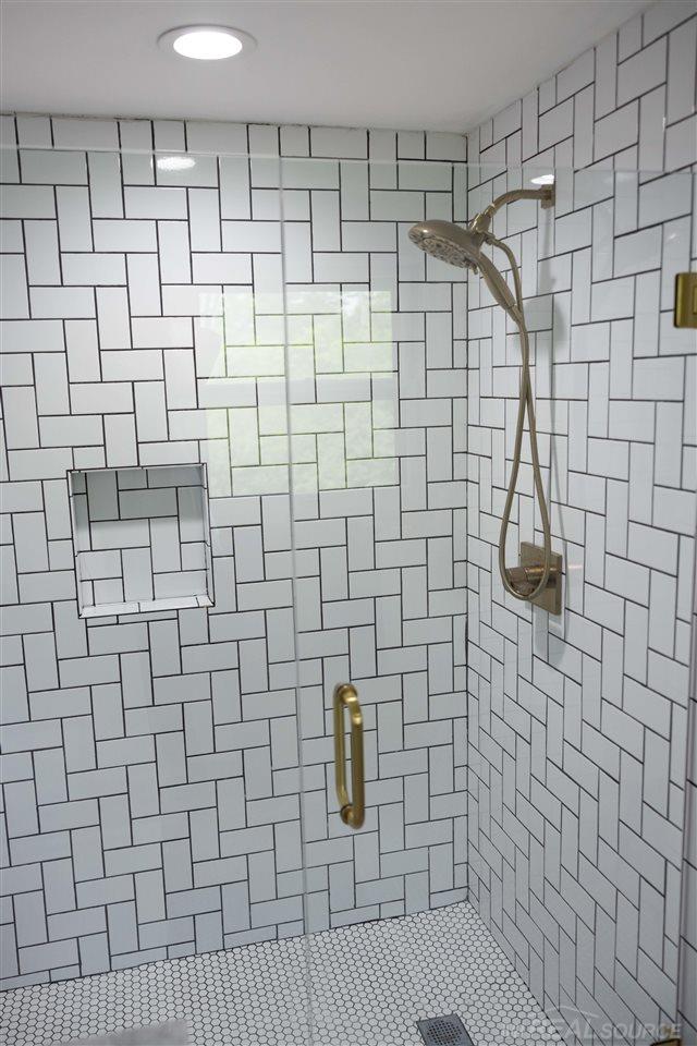 19800 Beverly Road Franklin, MI 48025 - Photo 31 of 41 50042156-30.JPG