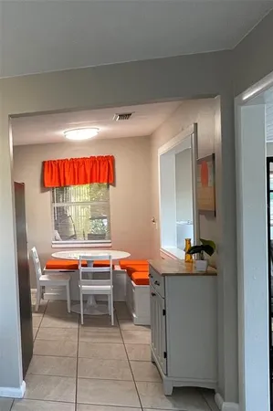 $1,950 | 828 South Tuttle Avenue, Unit A, Sarasota, FL 34237