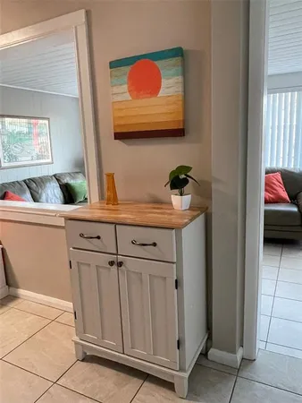 $1,950 | 828 South Tuttle Avenue, Unit A, Sarasota, FL 34237