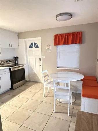 $1,950 | 828 South Tuttle Avenue, Unit A, Sarasota, FL 34237
