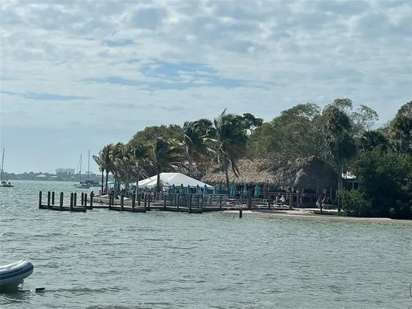 $1,950 | 828 South Tuttle Avenue, Unit A, Sarasota, FL 34237