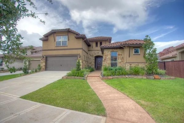 $795,000 | 63 Silent Cir Drive, Sugar Land, TX 77498