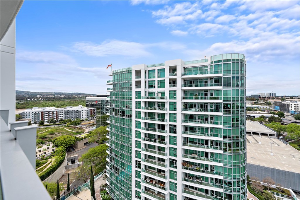 3141 Michelson Drive, Unit 1607 Irvine, CA 92612 - Photo 33 of 40