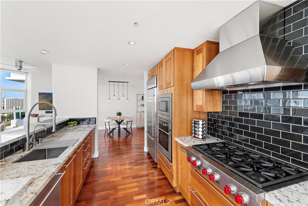 3141 Michelson Drive, Unit 1607 Irvine, CA 92612 - Photo 5 of 40