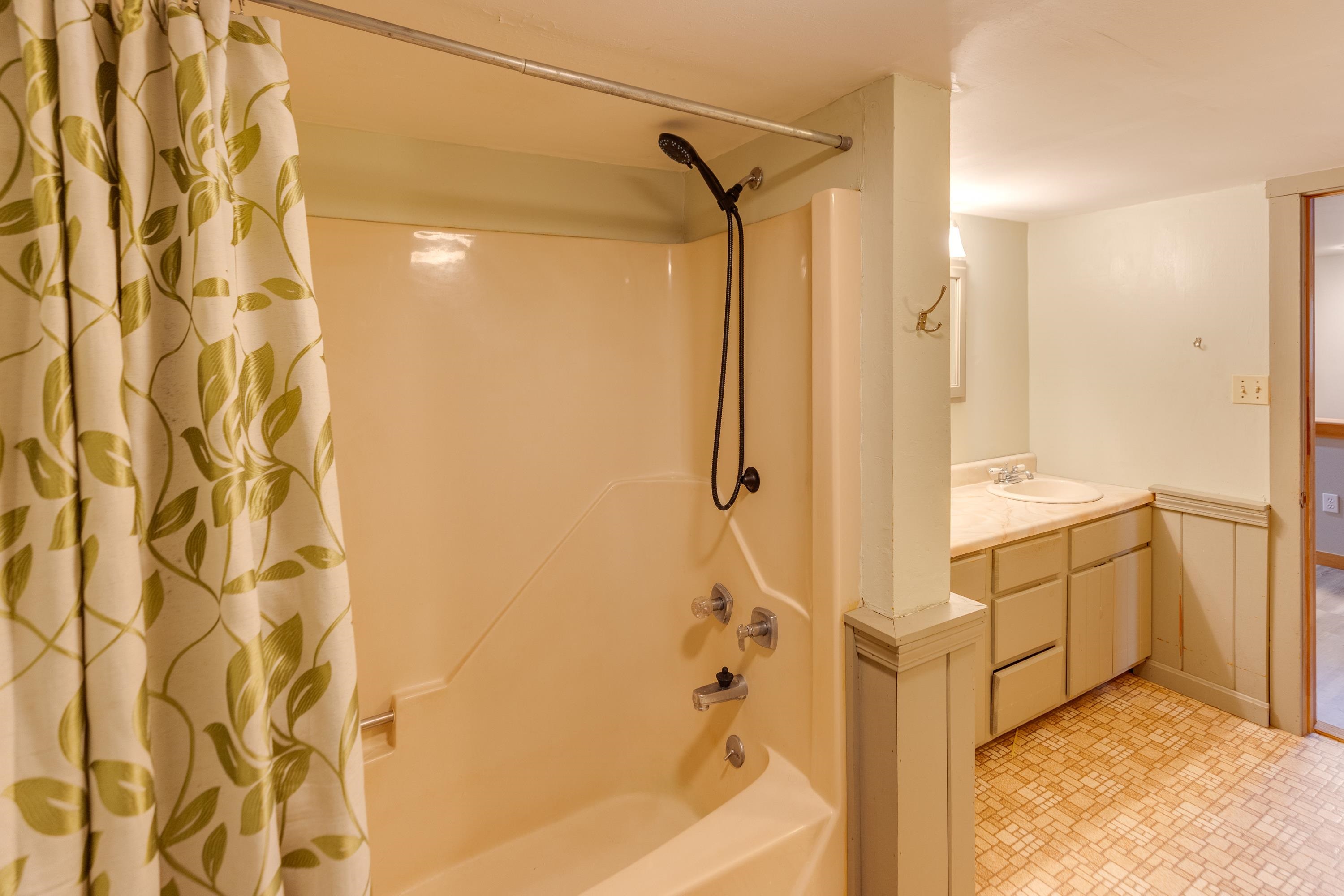 153 Mill Road Rumney, NH 03266 - Photo 19 of 50