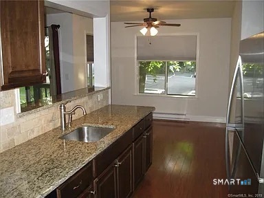 20 East Pembroke Road, Unit 71 Danbury, CT 06811 - Photo 2 of 9