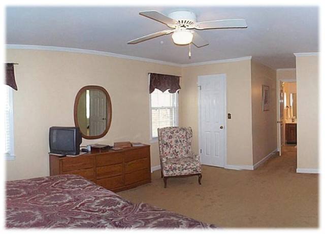 404 Sweetwater Road Greer, SC 29650 - Photo 8 of 9 Gallery Image 8